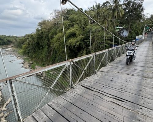 indonesia-in-moto-24-rhzbbziey1jsqn60frwyxhgi9oqmcd5io3h9hzf34w
