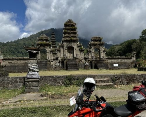 indonesia-in-moto9-rhzbc39rpdoy130jttjh7gicn88375kg0m37f39ig0
